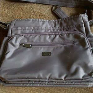 Lug shimmy bag. Gently used crossbody